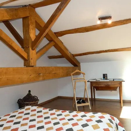 Plaine Et Colline Et Table D'hotes Isere * Gillonnay