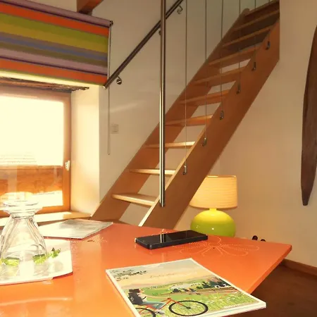 Bed & Breakfast Plaine Et Colline Et Table D'hotes Isere Gillonnay