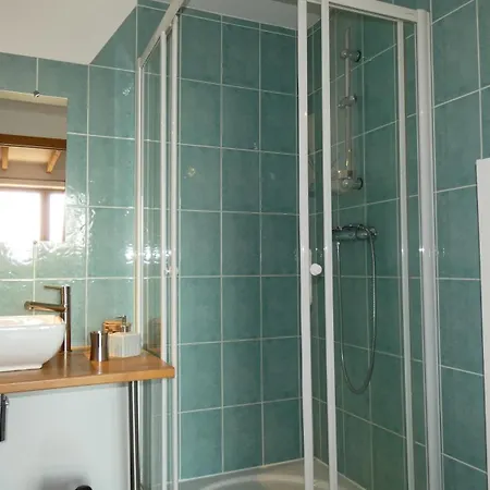 Bed & Breakfast Plaine Et Colline Et Table D'hotes Isere Gillonnay