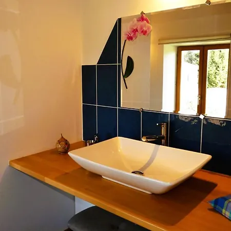 Oda ve Kahvaltı Plaine Et Colline Et Tables D'hotes Isere 3*